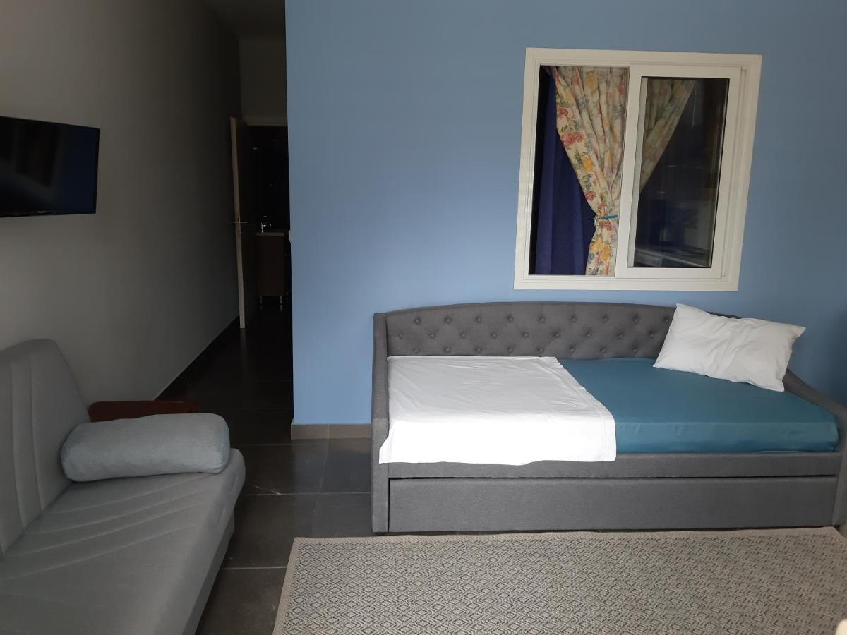 Soula'S Sunshine Apartments Nea Karvali Exteriör bild